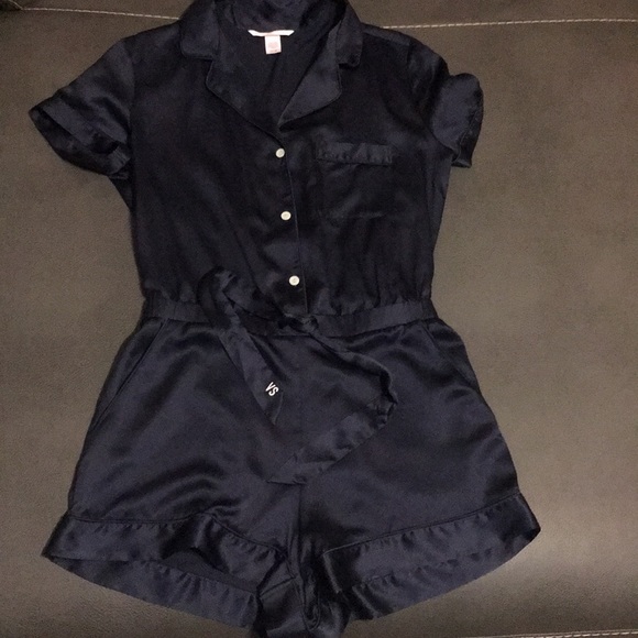 Victoria Secret sleep romper - Picture 1 of 1